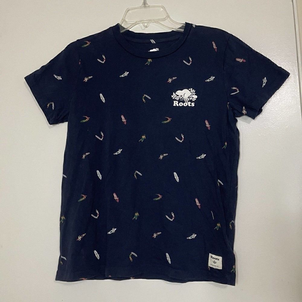 ROOTS Short sleeve crew neck navy blue surfers print logo shirt size small